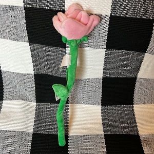 #D36.0    🦋$2 ADD ON• Plush Rose